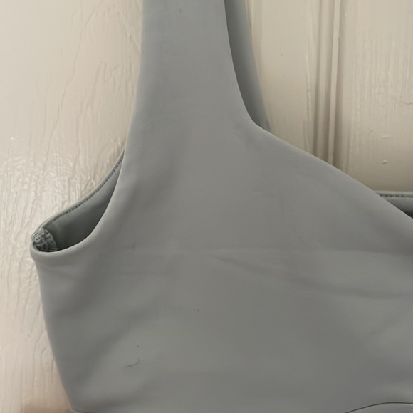 NWOT Abercrombie seamless tank - Picture 3 of 3